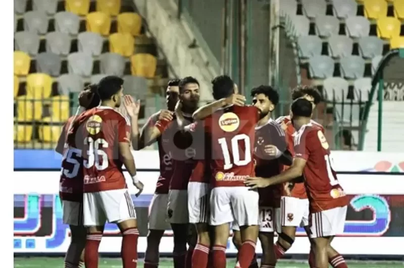 الاكتفاء بـ7 لاعبين وموقف الشحات.. بوابة حلوان يكشف برنامج الأهلي في التوقف الدولي