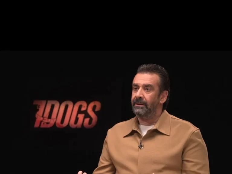 كريم عبد العزيز يكشف كواليس “7DOGS”: تحديات بدنية هائلة وتجربة سينمائية عالمية في قلب الصحراء السعودية