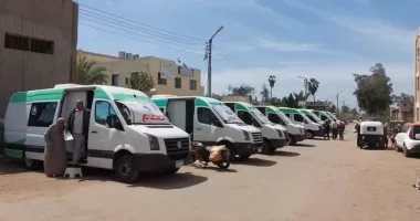 حياة كريمة فى دمياط.. فحص 1260 مواطنا بالمجان ضمن قافلة طبية